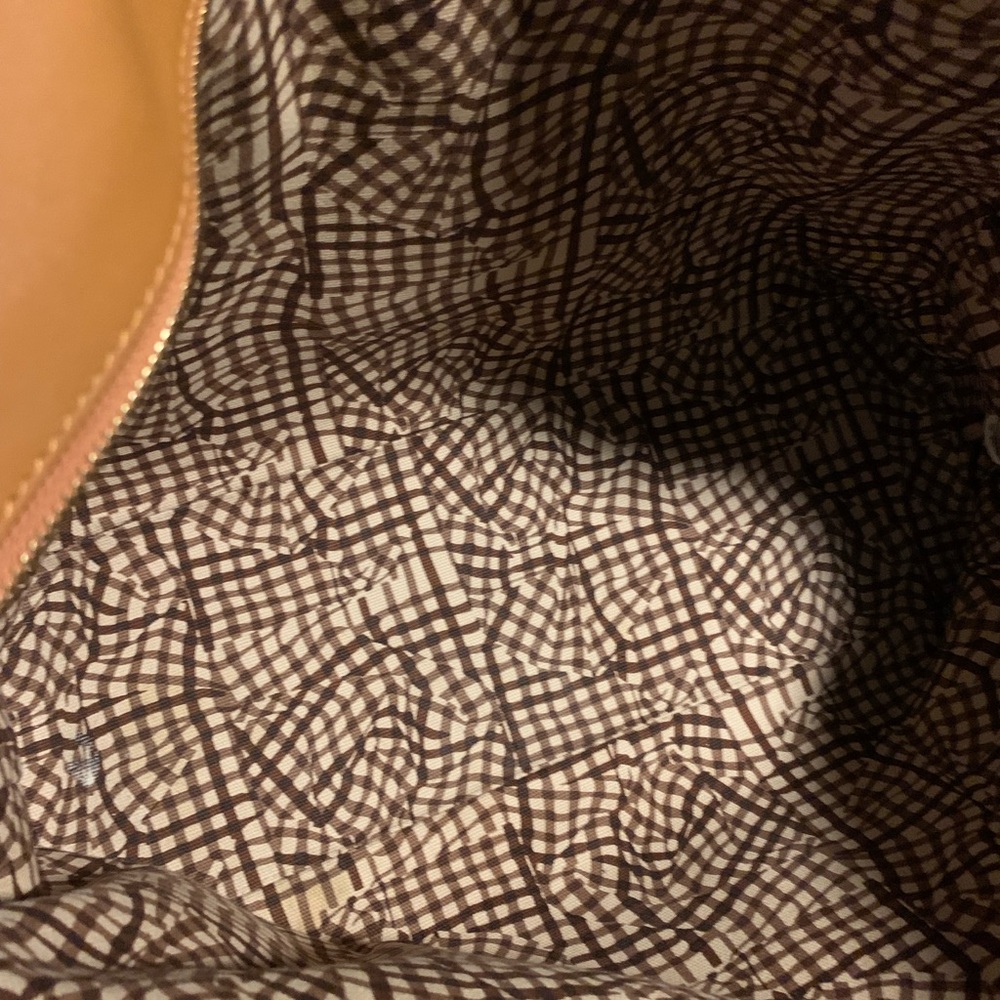 MCM Lg Handbag 👜 - Picture 7 of 7